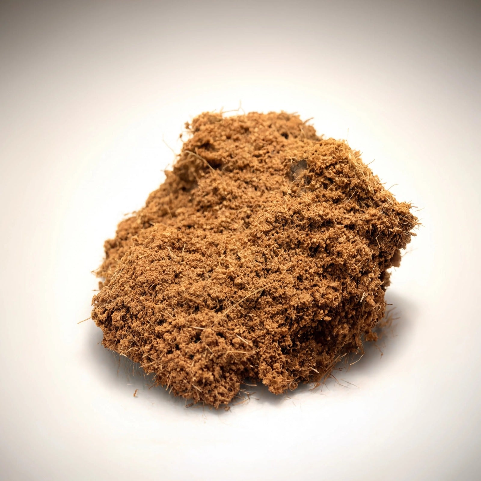 Organic cow dung manure natural fertiliser – Nura Flowers Dubai